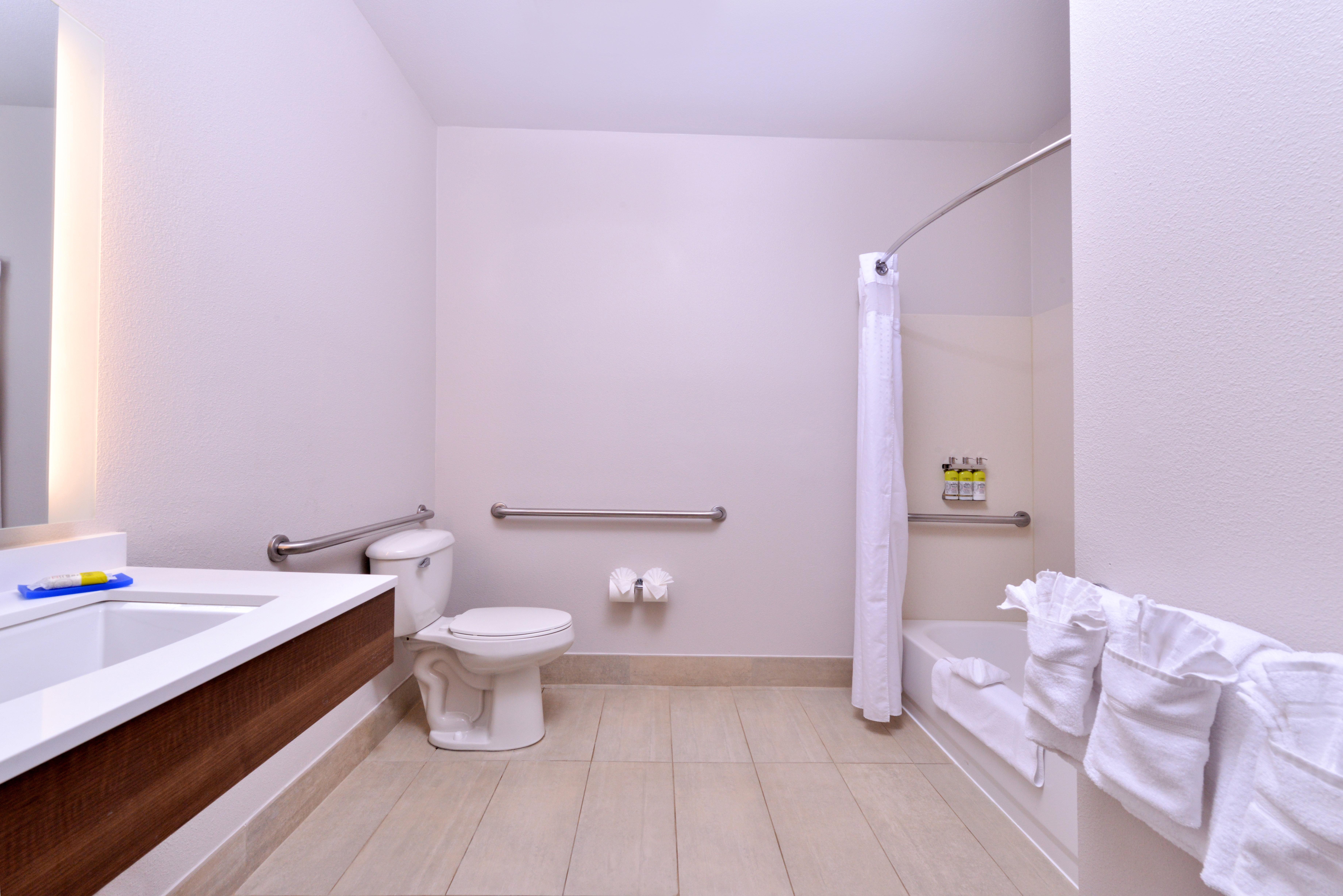 Holiday Inn Express Hotel & Suites Arcata/Eureka-Airport Area By Ihg McKinleyville Buitenkant foto